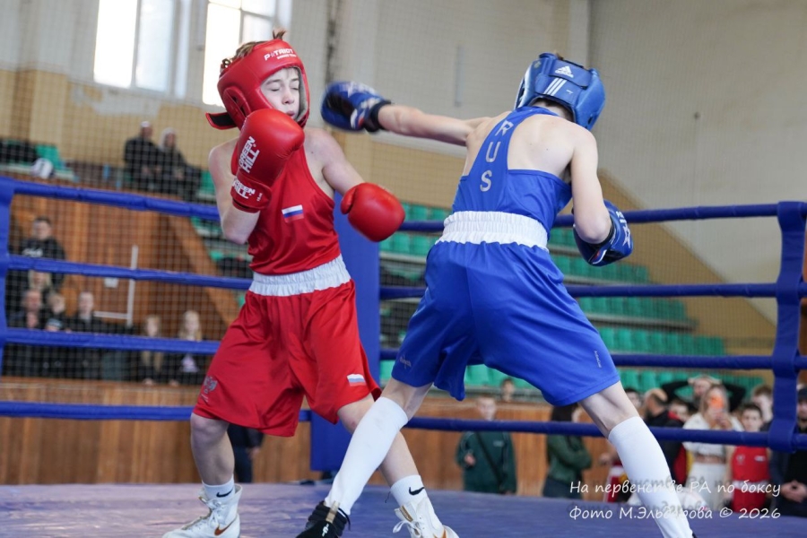 В Майкопе прошли финальные бои чемпионата и первенства Адыгеи по боксу 